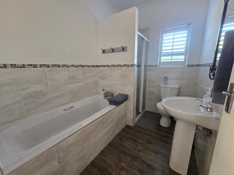 3 Bedroom Property for Sale in Golden Mile Western Cape
